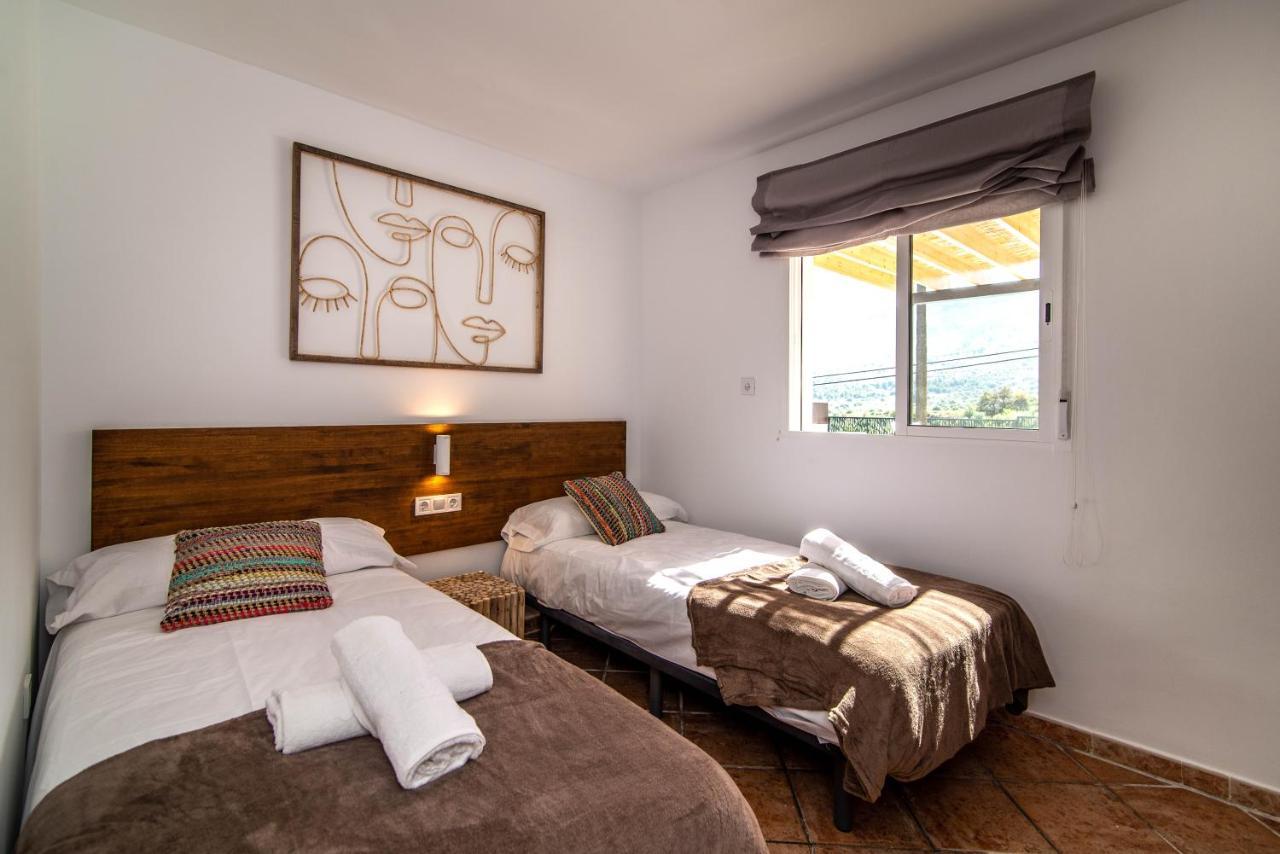 Palm Tree Villa - 5Bdr Paradise Pool / Chill Out Beds Torremolinos Esterno foto
